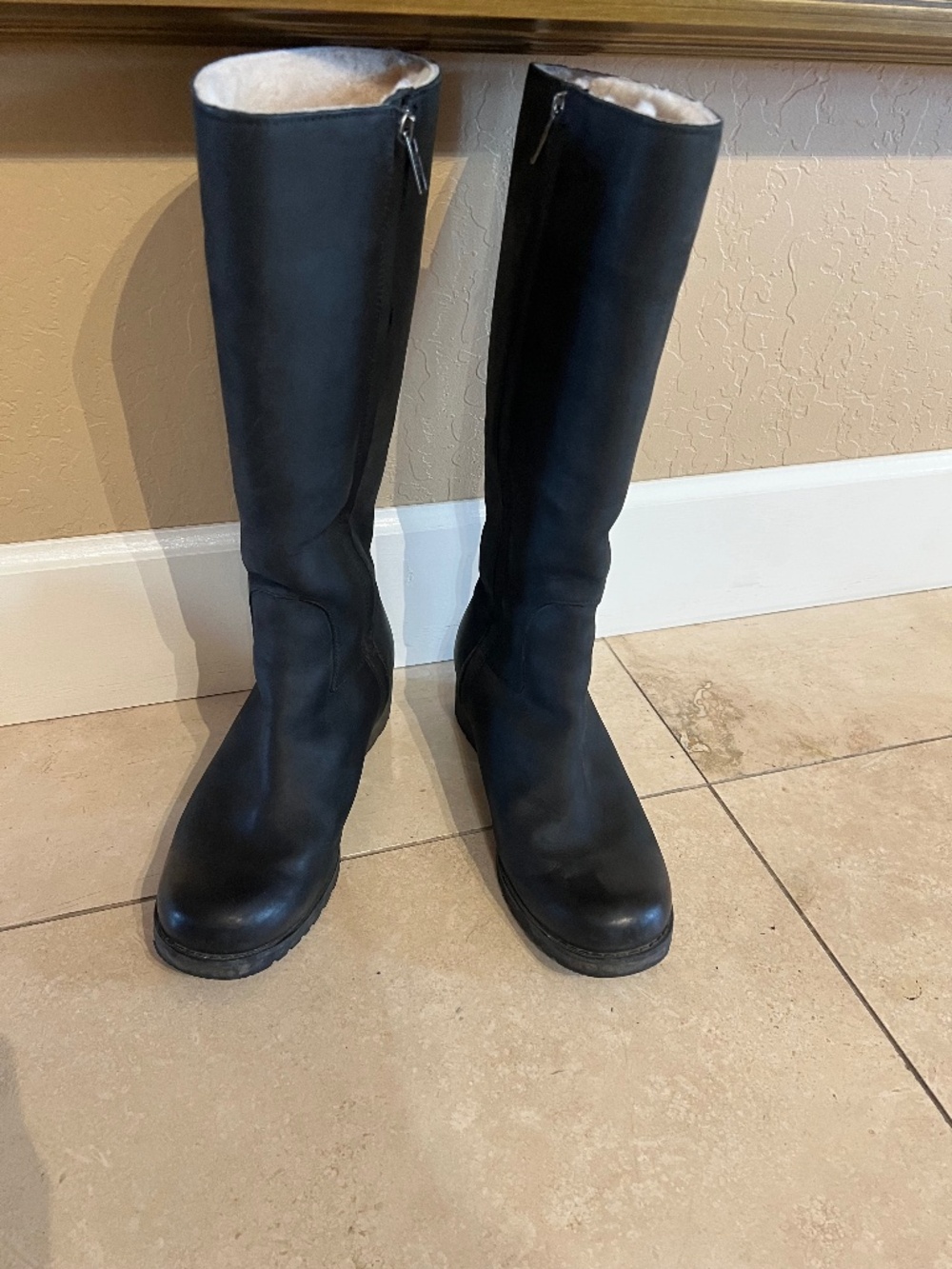UGG Women’s Black Knee-High Boots – Size 8